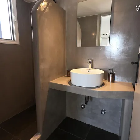 Daire Petteo Serifos Livadakia