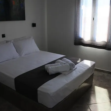 Petteo Serifos Apartment Livadakia