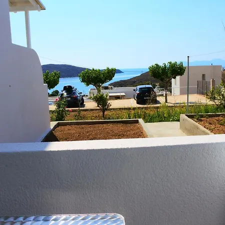 Petteo Serifos * Livadakia